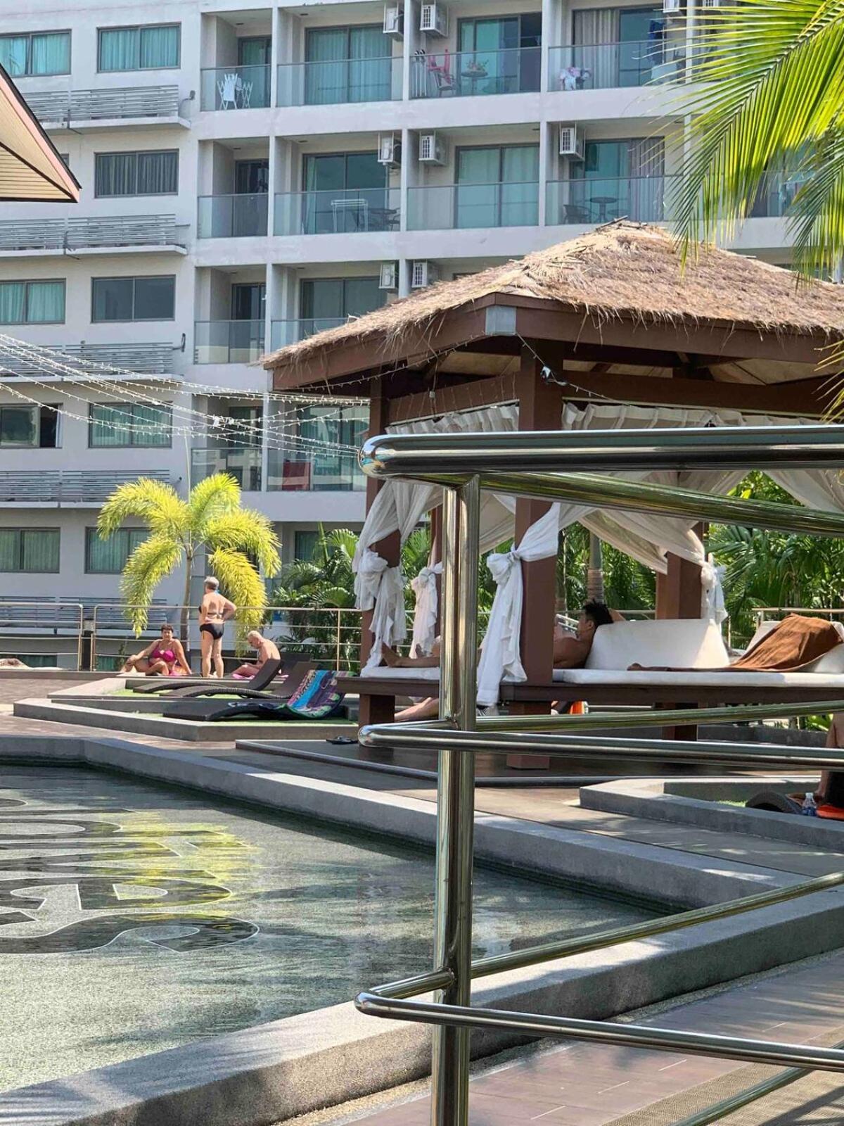 Laguna Beach Resort Maldives Csomtien-part Kültér fotó